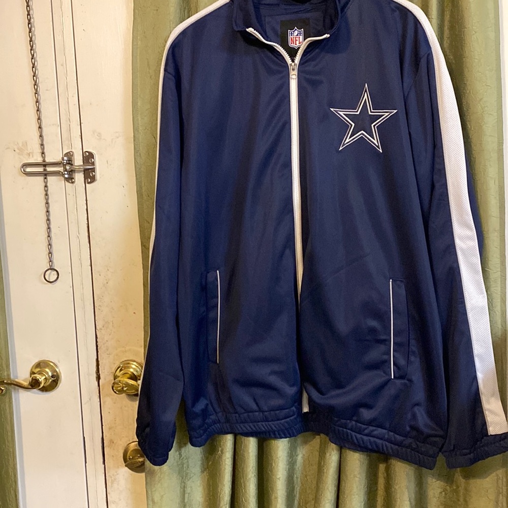 Light weight Dallas cowboys jacket